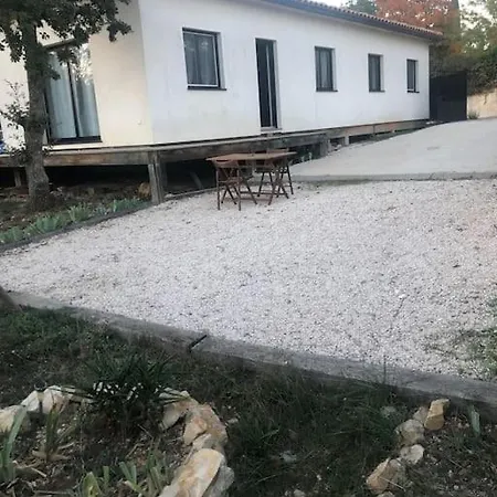 Charment Avec Parking Et Jardin Privatif Apartment *